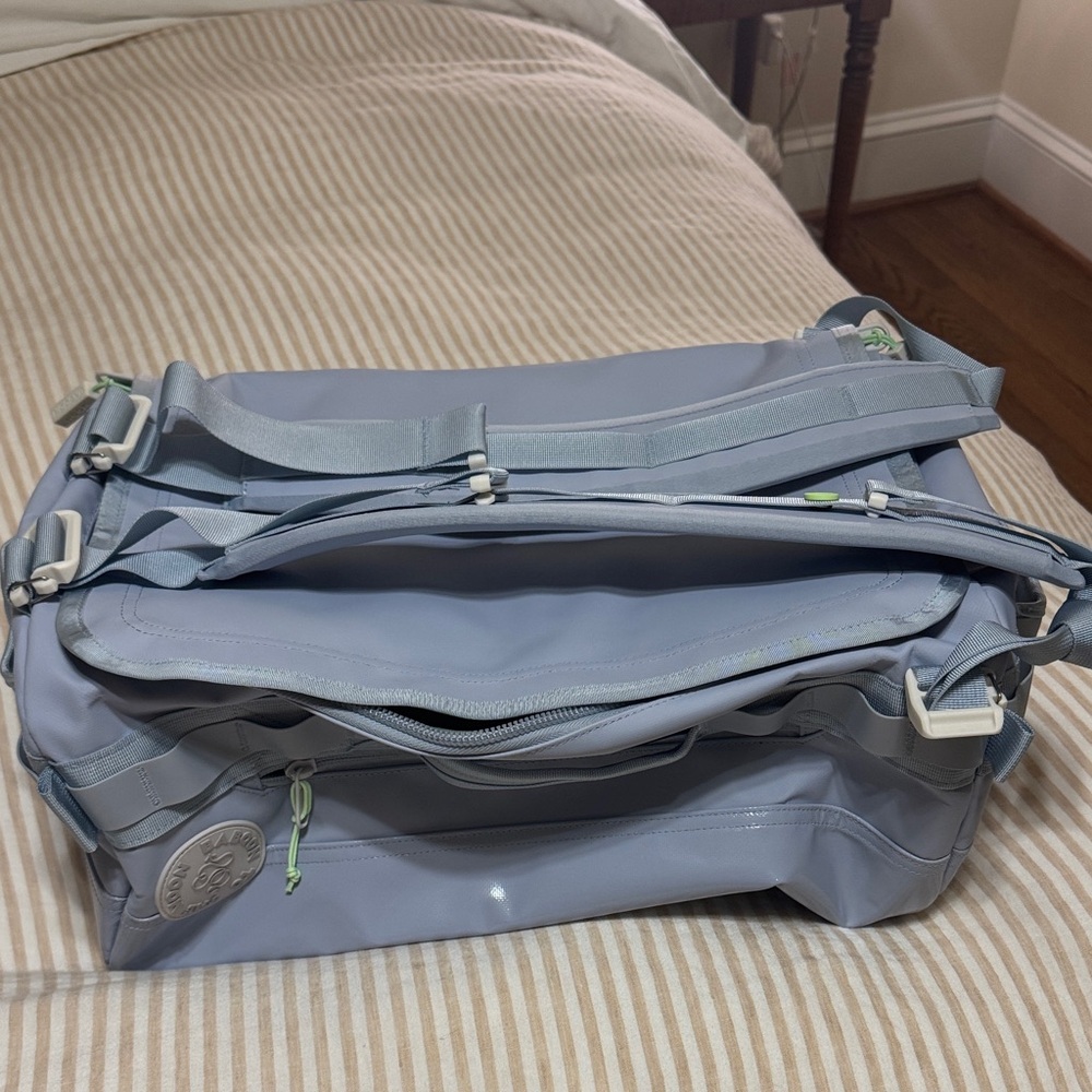 Baboon to moon go bag mini 32L